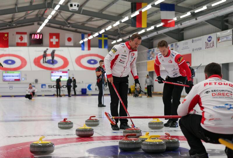 Curling Team Brunner auf dem Eisfeld